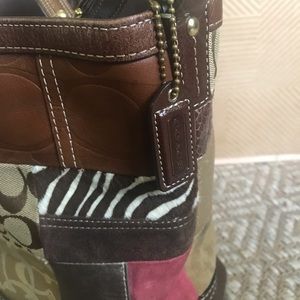 👜 COACH shoulder bag